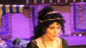 Да бъдеш Аида Владислава Гарвалова в ролята на етиопската принцеса