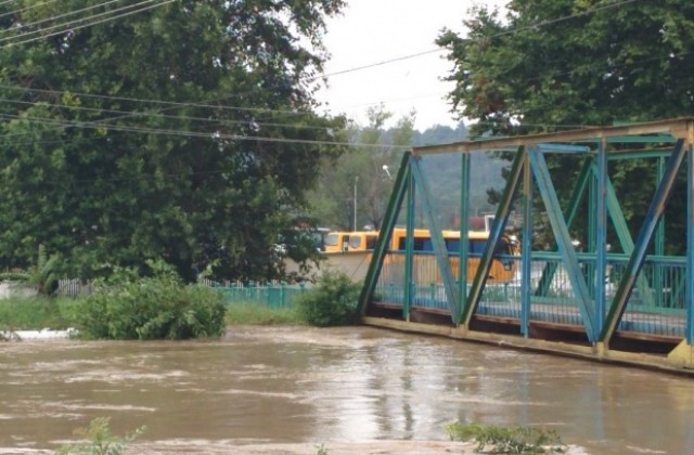 Предлагат изграждане на Център за управление на водите
