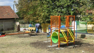 Детска и спортна площадка откриват в Хотанца
