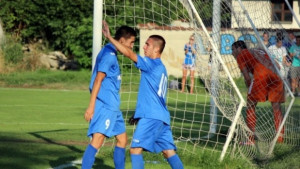 Кюстендилецът Владислав Мисяк претърпя операция след проблеми с адукторите