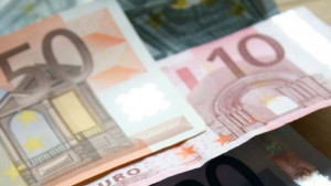 Ловък бургазлия обвинен в измама с валута в габровско обменно