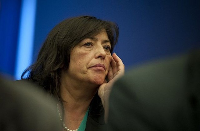 Янакиева: Няма време за експерименти, нужна ни е работеща икономика