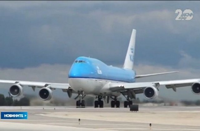 Самолет се превърна в луксозно жилище (ВИДЕО)