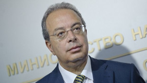 Бранимир Ботев остава замминистър на туризма