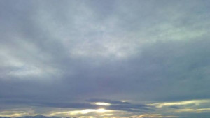 Със слаб вятър от североизток ще продължи да прониква студен