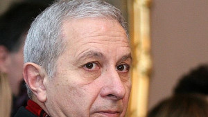 Проф Огнян Герджиков Извършените вече цесии са законни