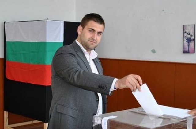 Официално: Андрей Новаков замества Томислав Дончев в ЕП
