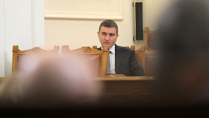 Владислав Горанов отказа да поеме ангажимент за минималната заплата засега