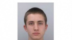 Полицията издирва 22годишния Емил Попов