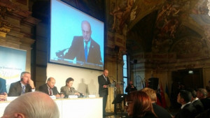 Предизвикателство е да инвестираме не в съществуването ни днес а