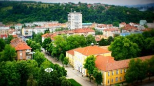 До 10 декември може да се гласува за сградата на