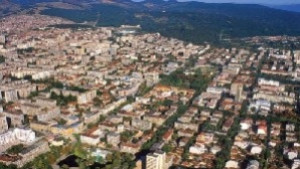 Застрахователи стартират акция за спасяване на читалище Родина