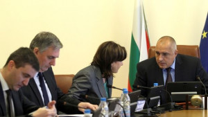 Министърът на финансите ще подготви поемането на външен дълг до