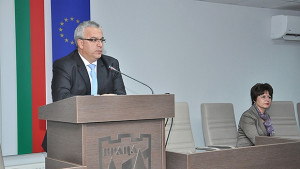 Няма да вдигат данъците и таксите в община Враца