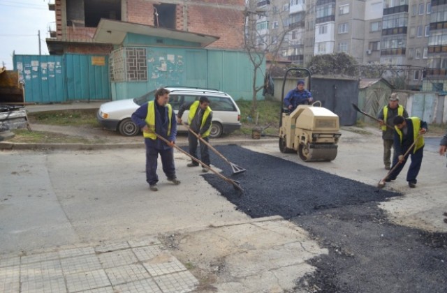 Община Казанлък обнови междублокови пространства в кв. „Изток“