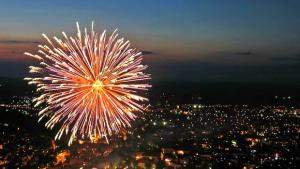 Забраниха хвърлянето на пиратки и фойерверки