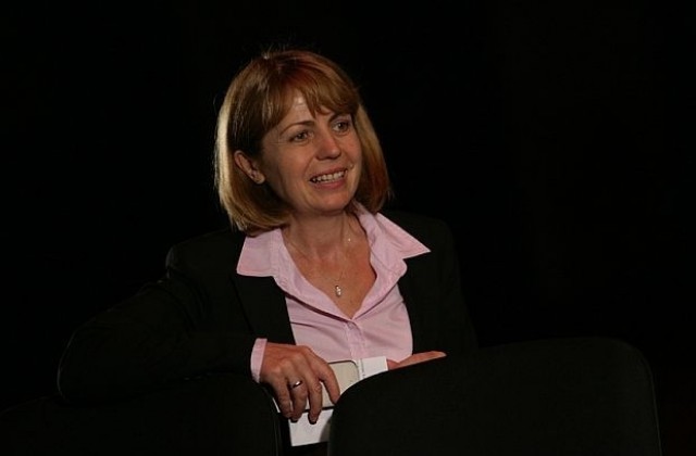 Фандъкова ще получи орден „Света равноапостолна княгиня Олга