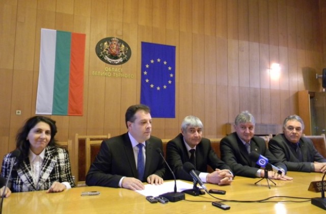 Областният управител проф. Пенчо Пенчев официално встъпи в длъжност