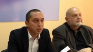 Др Кирил Добрев е зампредседател на Комисията по култура и