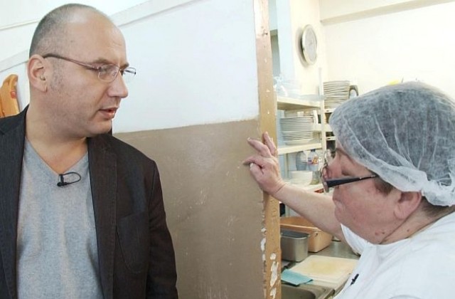 Манчев се изправя срещу Манчева