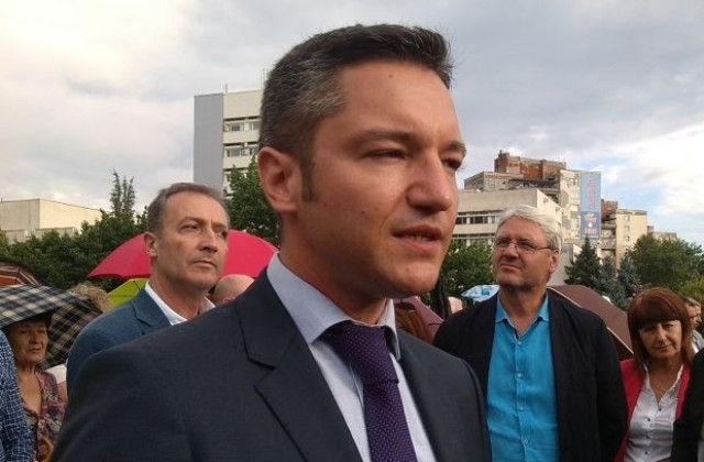 БСП търси люта македонка за кмет?