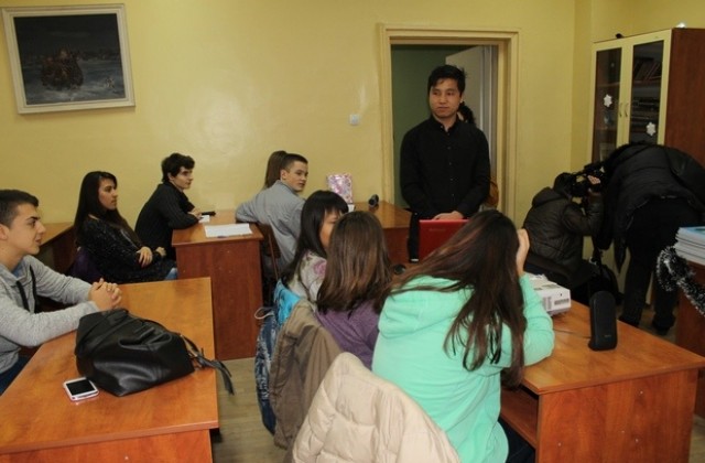 Безплатни курсове по китайски език стартираха в Димитровград
