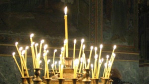 Копия на две чудотворни икони пристигат в Провадия