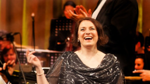 Празничен симфоничен концерт в операта