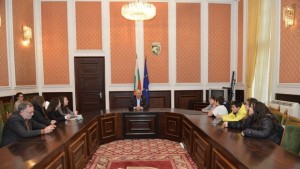 Ученици журналисти интервюираха кмета на Сливен