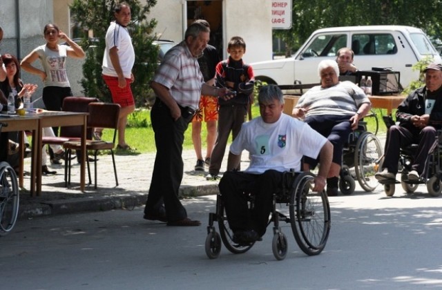 Отбелязваме Международния ден на хората с увреждания