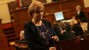 Данък лихва остава 8