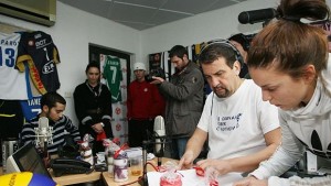 Бъдете част от Коледния благотворителен търг на Дарик