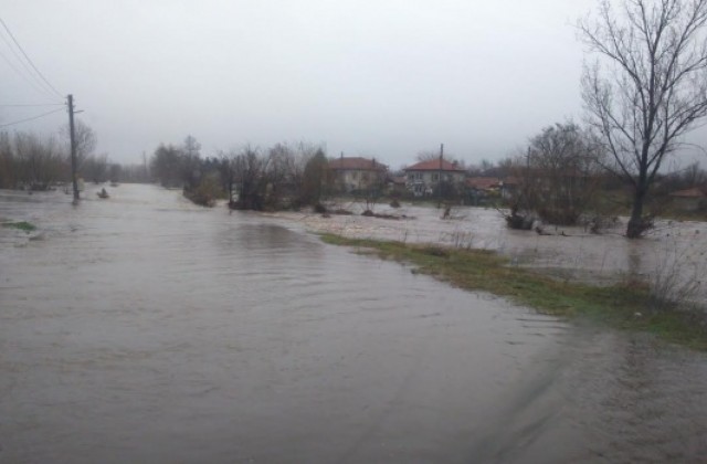 Нарушено е електроснабдяването в Гълъбово