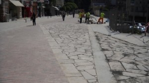 Ще редят паветата на пешеходния ринг по нов метод