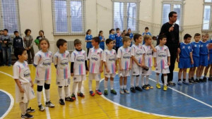 Азбукарите спретнаха спортен празник за децата на В Търново