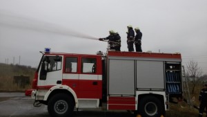 Доброволци и пожарникари със съвместно обучение в Кюстендил