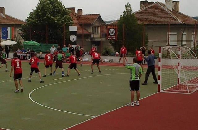 Млади ханбалисти от Мездра оглавиха класирането в Зона „Витоша”