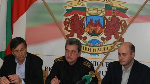 Продължава изграждането на временни далекопроводи в белоградчишко