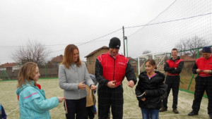 Ново спортно игрище радва младежите в с Кънчево