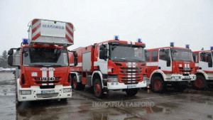 5 автомобила за гасене на пожари в урбанизирани територии са