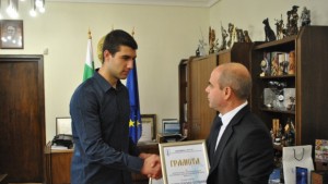 Кметът награди студента на годината