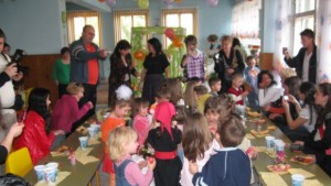 Половин такса в детска градина за деца които имат родител