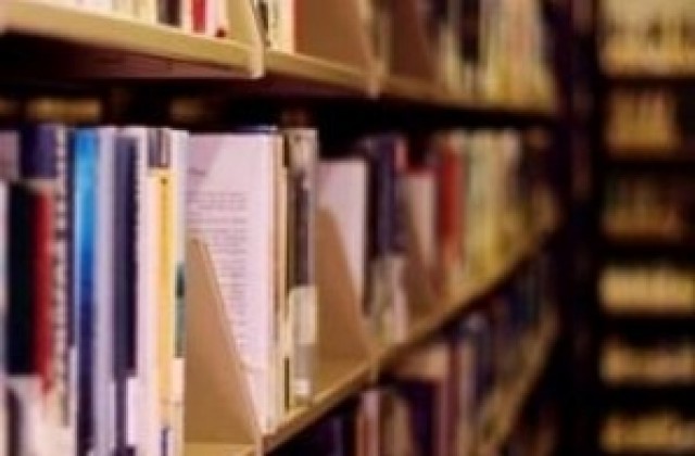 Обновеният детски отдел на градската библиотека отваря врати в Елена