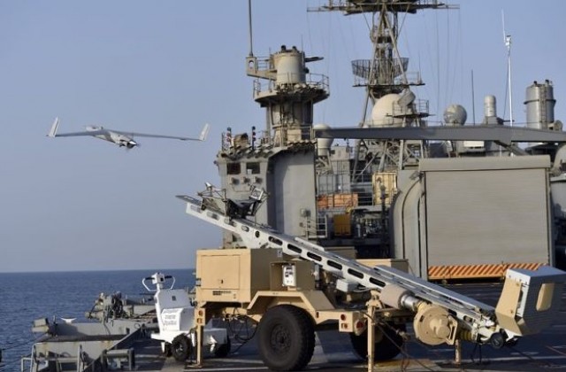 САЩ  изпробваха лазерно оръдие, монтирано на кораб