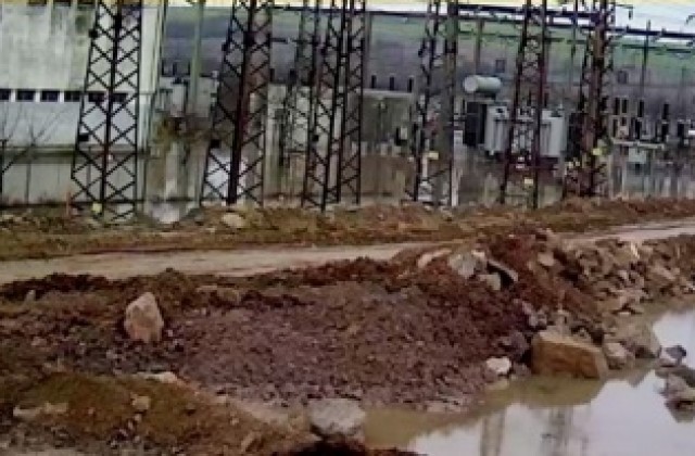 Пускат уличното осветление в Гълъбово до дни