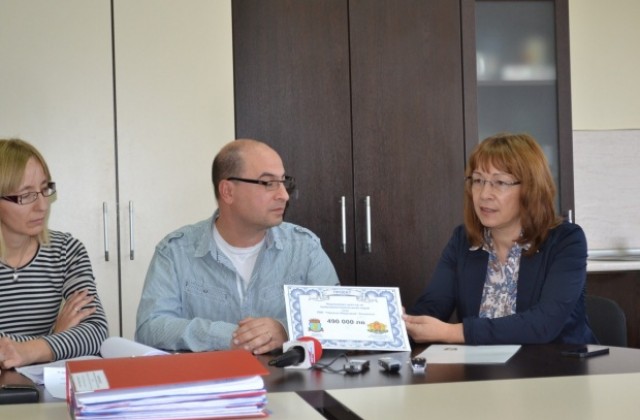 Правят национален център за природо-математически науки в Казанлък