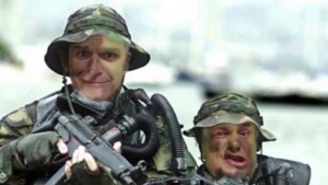 Шведска маса съпровожда линейки и полицаи в ромските махали
