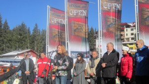 С родопски чан министър Ангелкова даде старт на сезона в