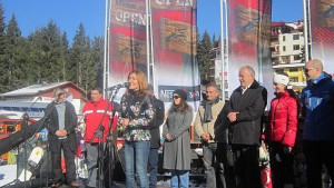 С родопски чан министър Ангелкова даде старт на сезона в