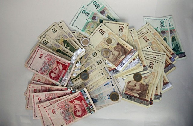 Министрите с лични заеми за 806 000 лв.